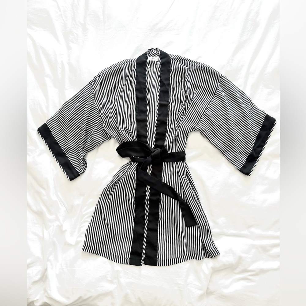 Rare Vintage Valentino Intimo Black and White Striped Robe, Made in USA, Small